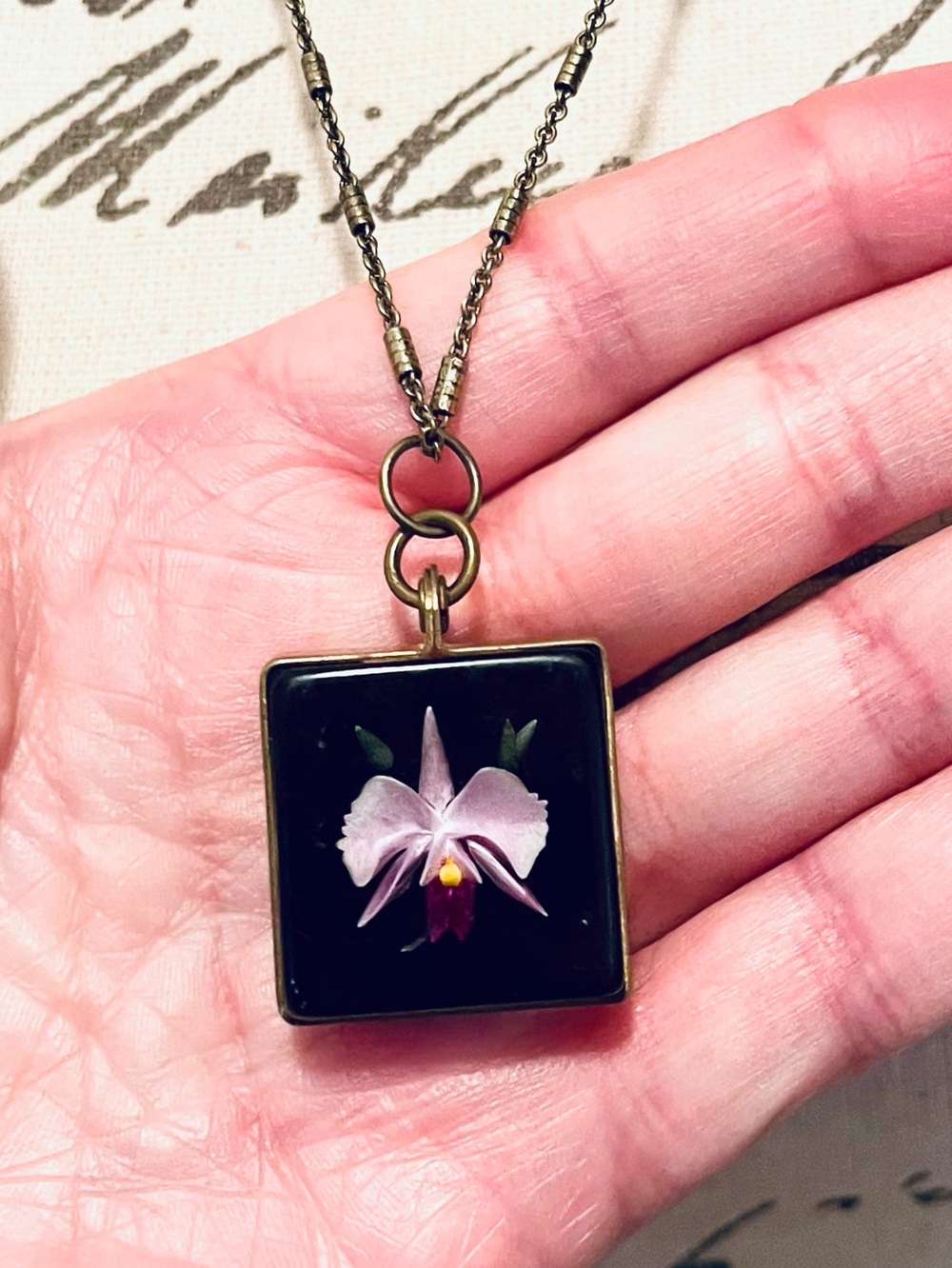 Vintage 3D Orchid Glass Pendant Necklace Brass Tone Shadow Box 24”